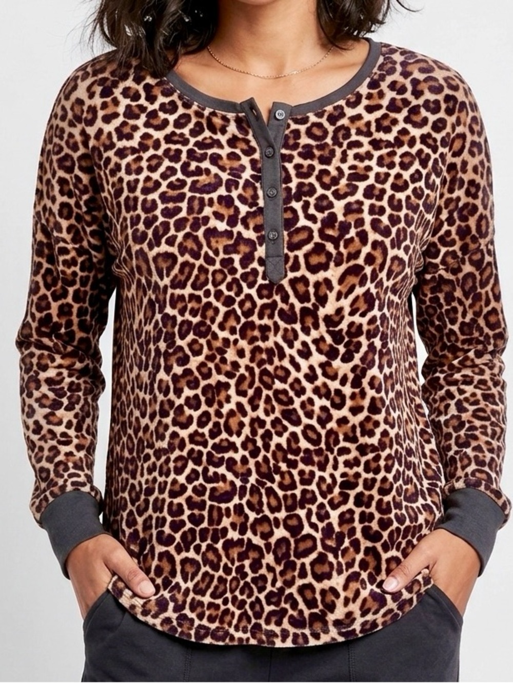 SECRET TREASURES Fuzzy Comfy Cozy Velour Cheetah Print Henley Pajama Top